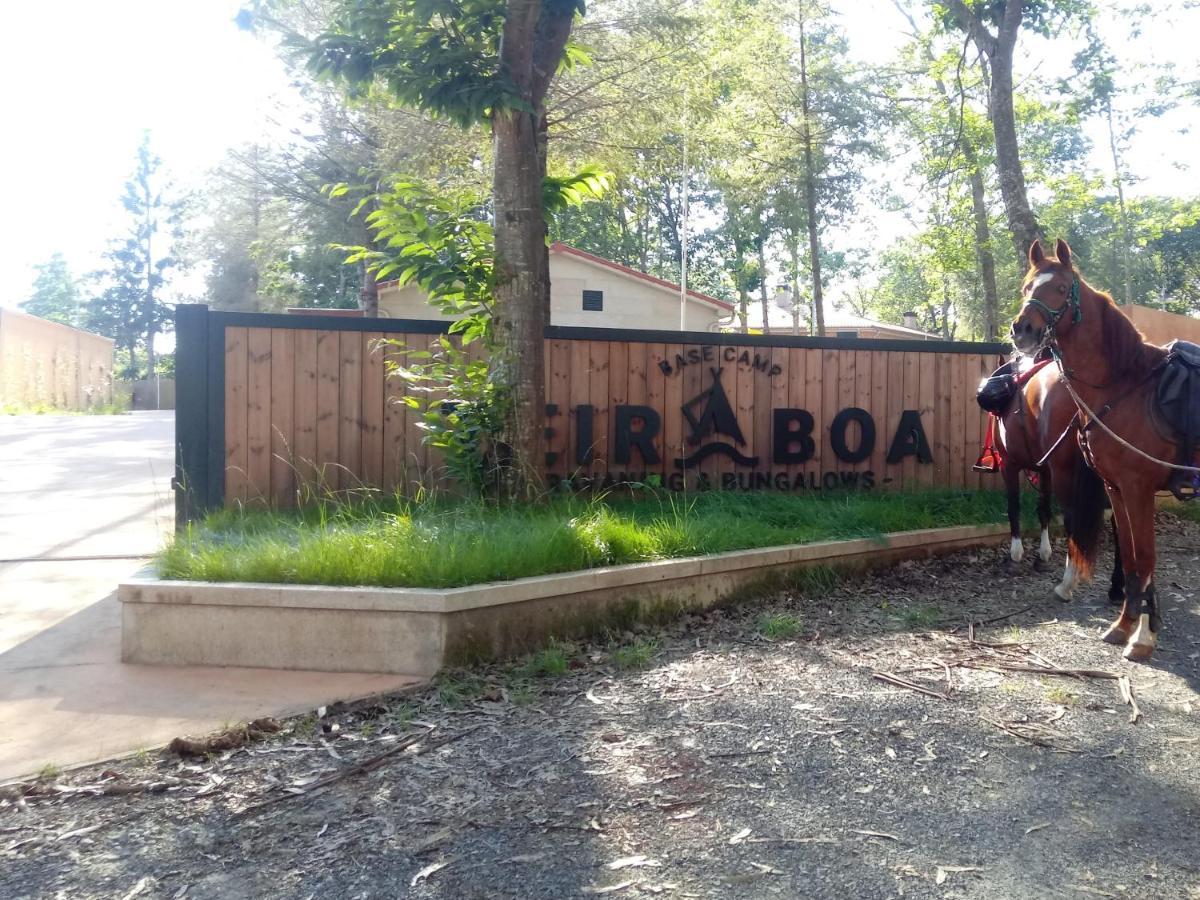 Teiraboa Base Camp Hotell Arzúa Eksteriør bilde