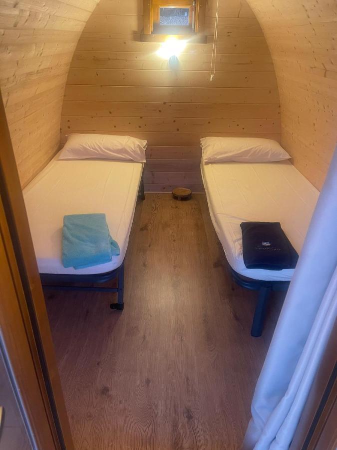 Teiraboa Base Camp Hotell Arzúa Eksteriør bilde